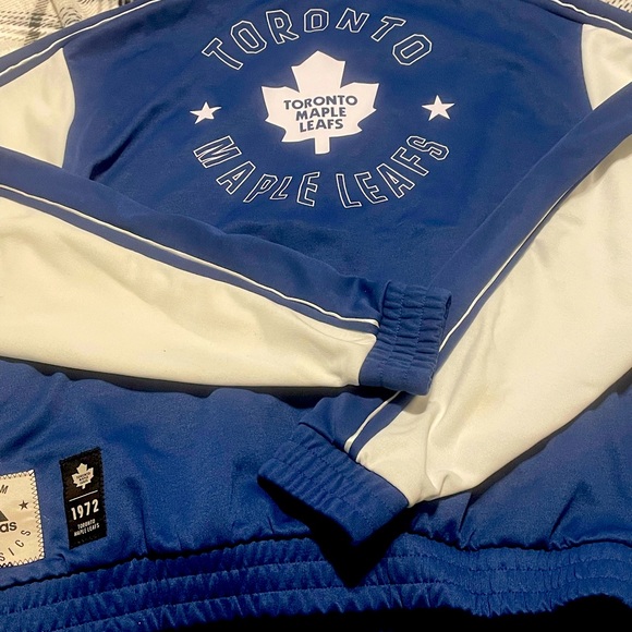 Toronto maple leaf sweater - Picture 1 of 4